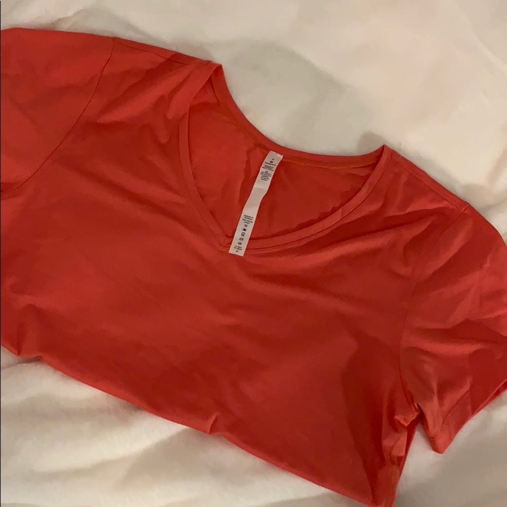 COPY - Lululemon T shirt